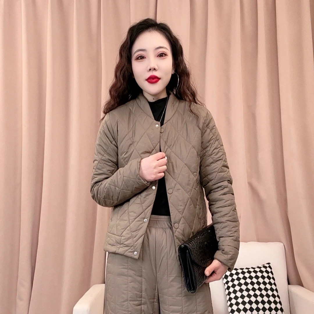 2025春季新款棉服女短款韩版显瘦棉衣妈妈装