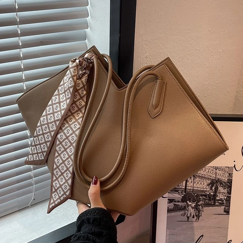 【贵妃】T2036 2025蛇年秋冬经典复古时尚大气通勤潮流斜挎包