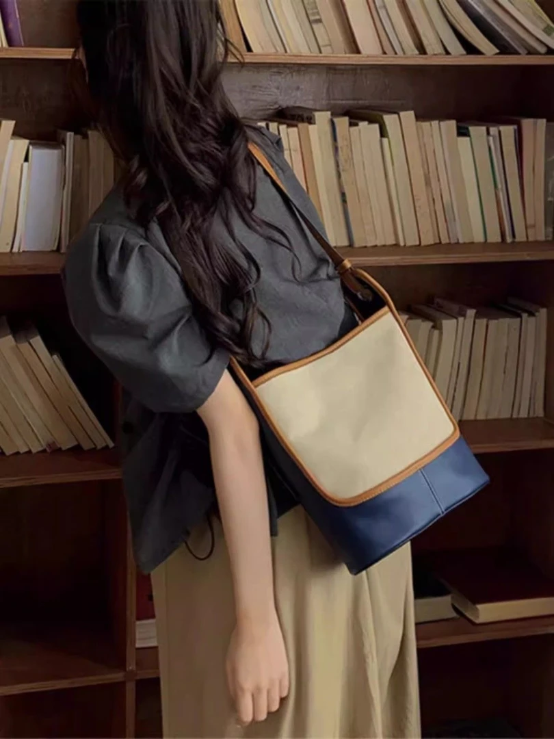 【贵妃】K133 2025蛇年秋冬经典复古运动时尚潮流单肩斜挎包