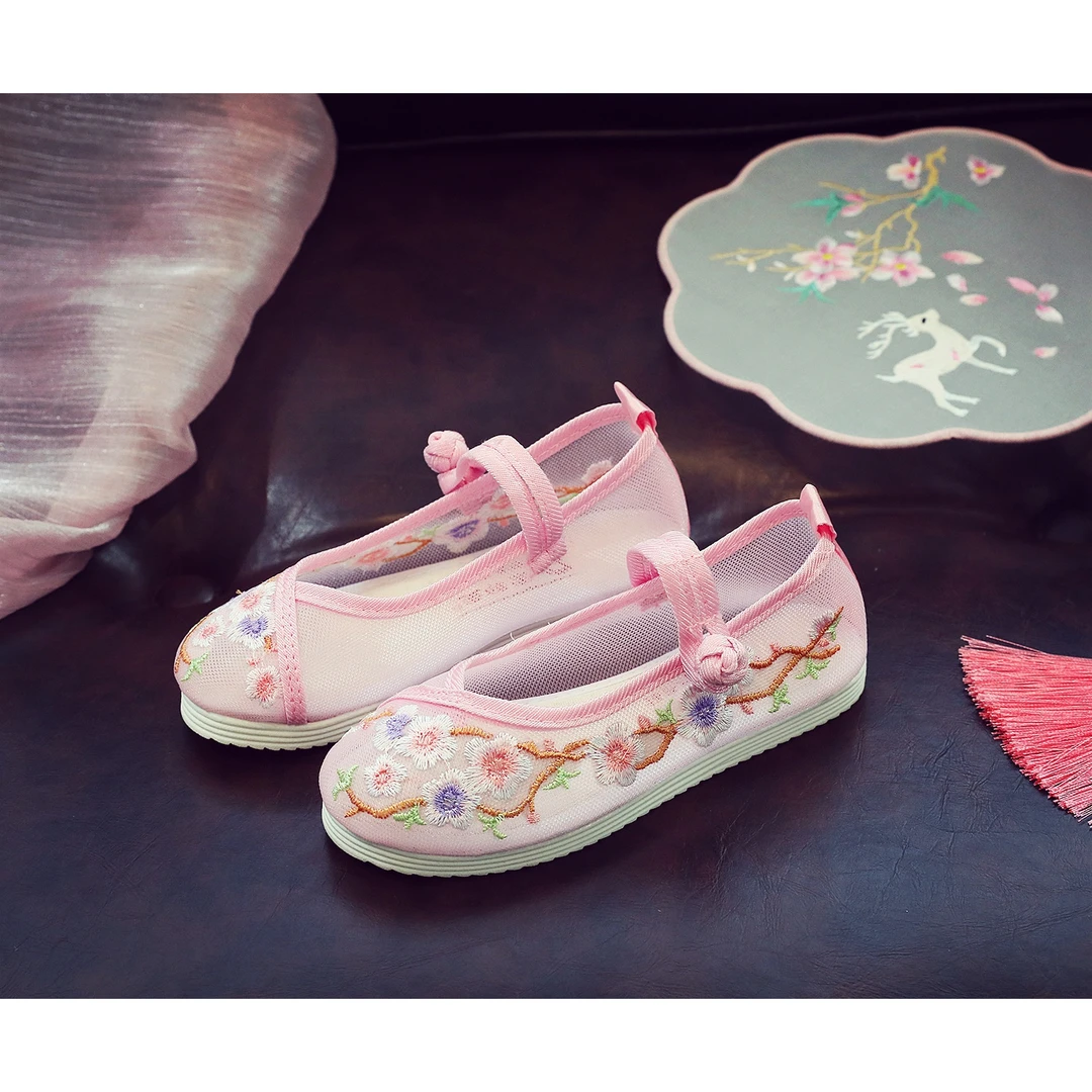 网1901-2女童布鞋中国风复古汉服鞋子绣花镂空童鞋夏季镂空鞋子