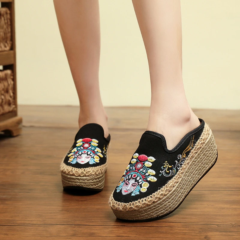 1618-110京剧脸谱春秋高跟时尚坡跟国风绣花女拖鞋女凉鞋绣花布鞋