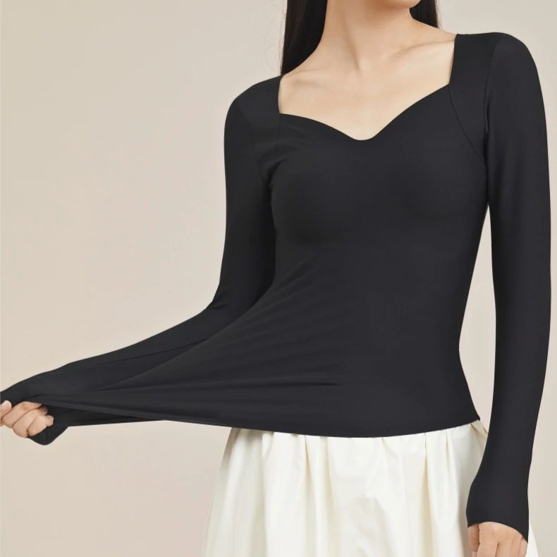 范波波 长袖天鹅颈修身保暖自带胸垫肌底衣