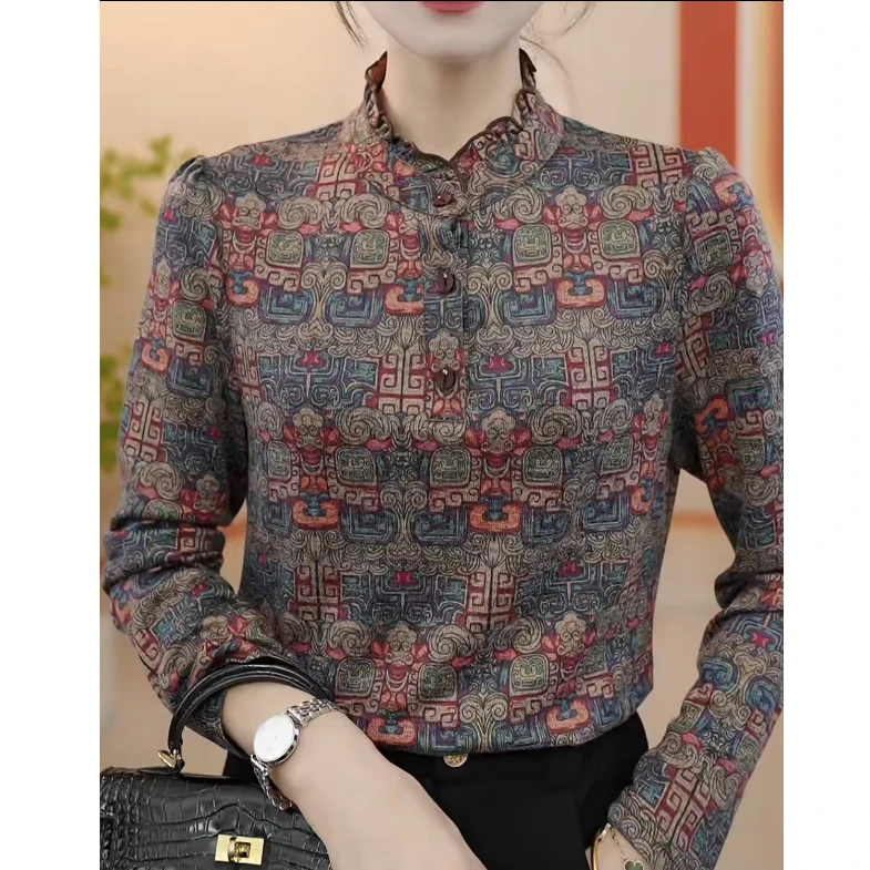 2024冬季复古气质上衣加厚新款时尚女装女宽松大码保暖百搭打底衫