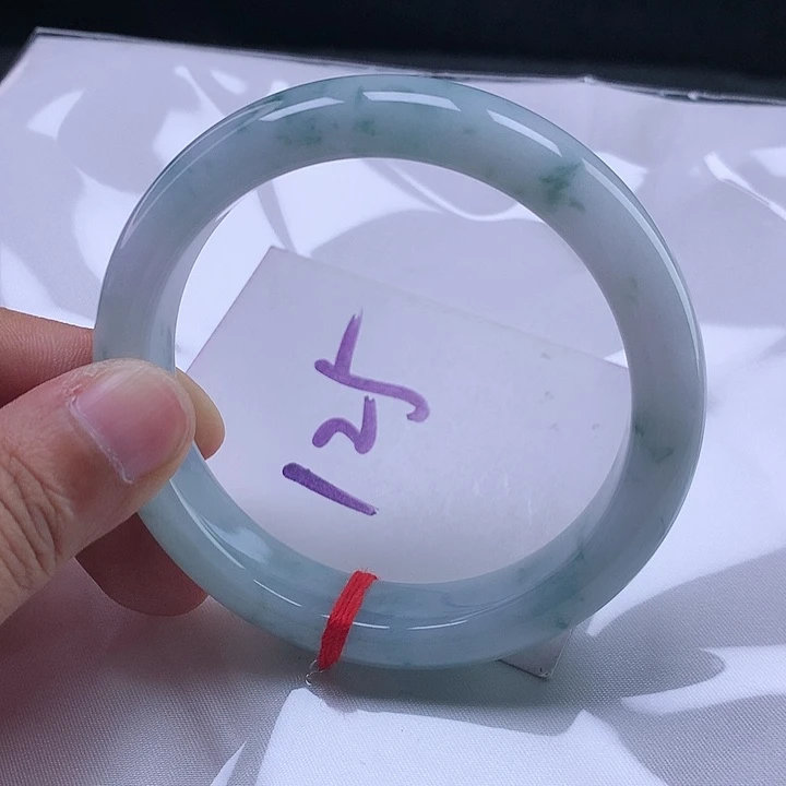 翡翠手镯未镶嵌565656575757