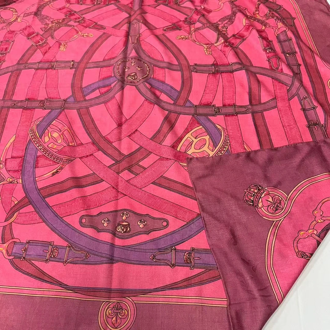 140丝绒方巾-玫粉青饰 提花135cm丝巾