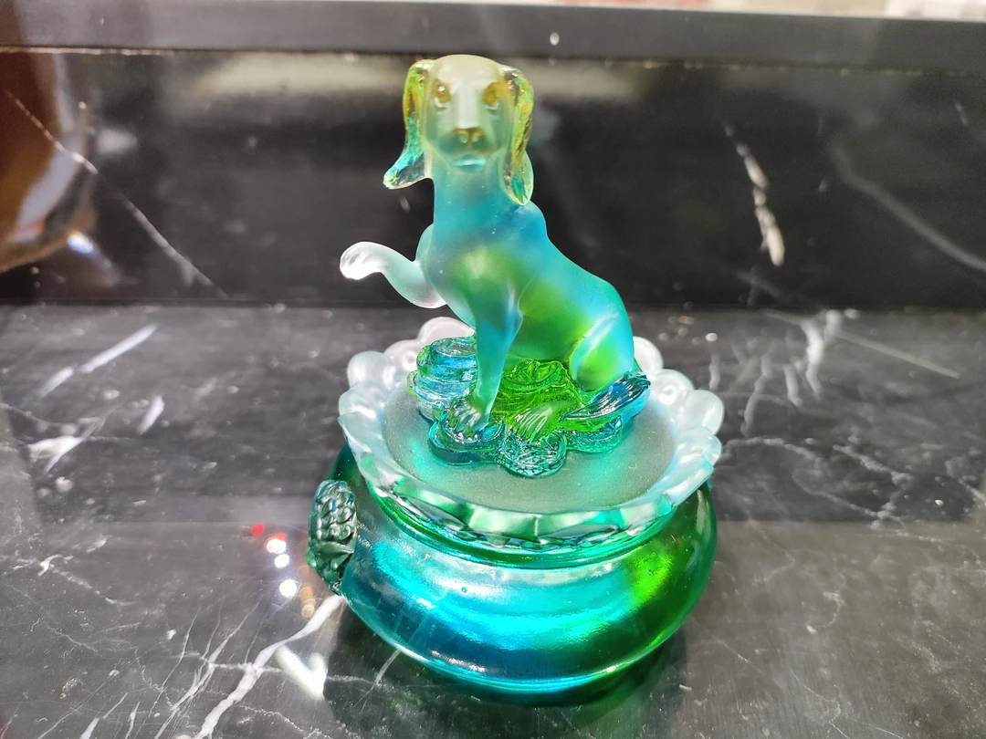 古法琉璃生肖狗，忠诚，智慧，冷静