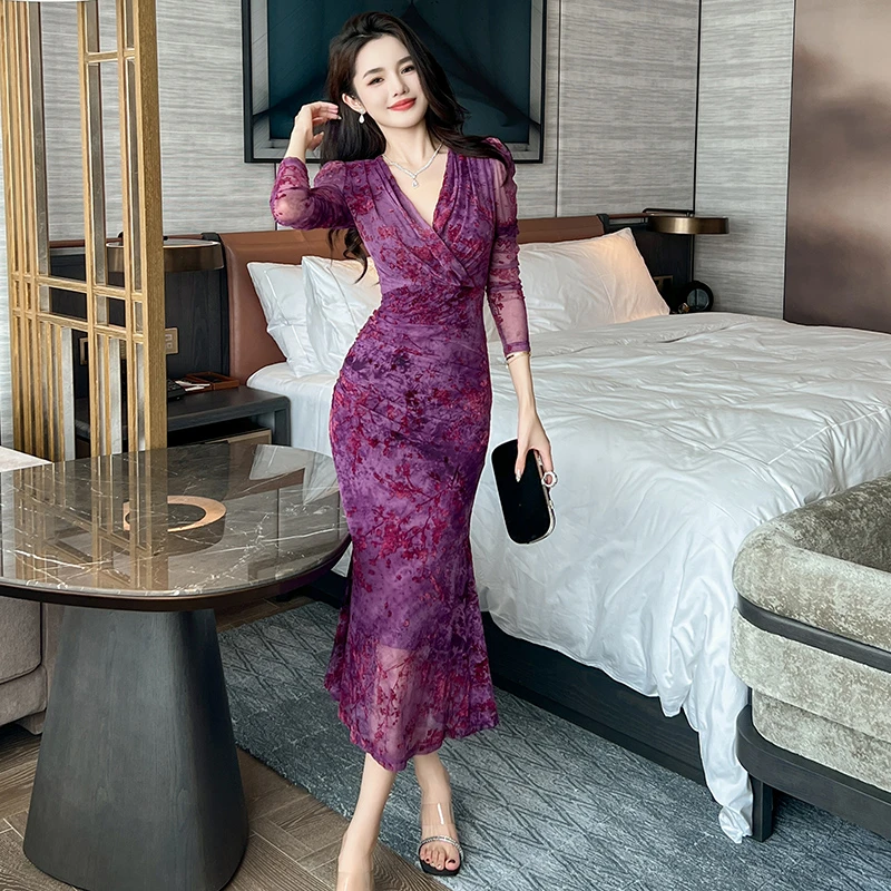 春季新款设计感时尚贵气修身显瘦气质长袖连衣裙30570