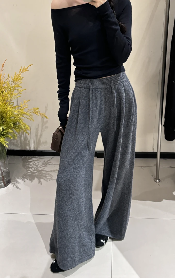 冬季新款显瘦针织垂感休闲直筒裤