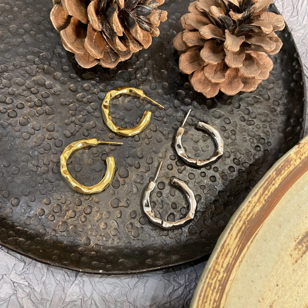 925银耳饰 S925银原创小众设计时尚潮流坑面不规则C形耳圈百搭