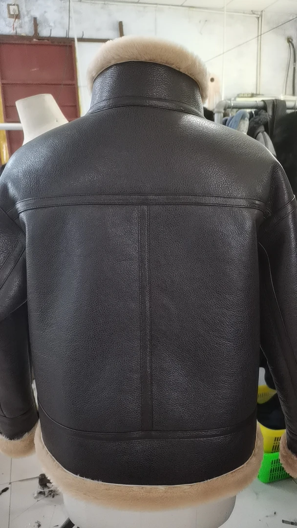 美  皮  两个颜色  皮  毛  一   体  真皮  皮衣