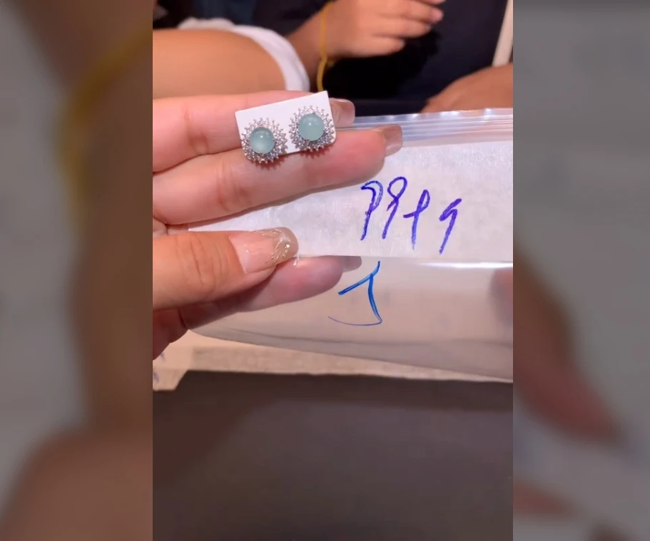 【缅甸女神翡翠】定制翡翠未镶嵌定制翡翠,多样性发货其一