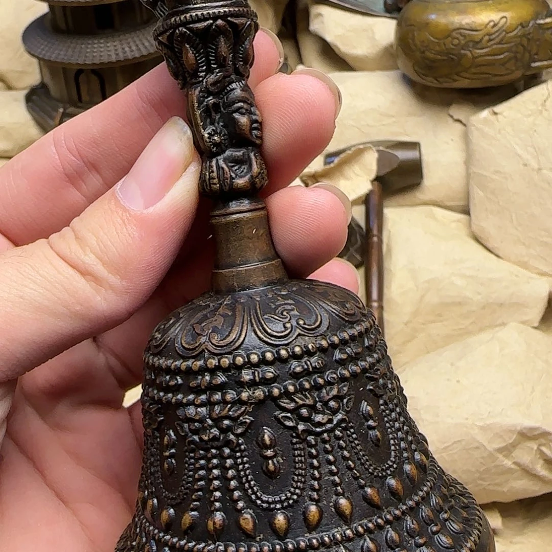 铜铜吞吞吐吐铜铜