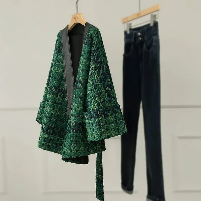 大码小香风斗篷外套女时尚胖妹妹显瘦衣服小个子V领日系毛呢大衣