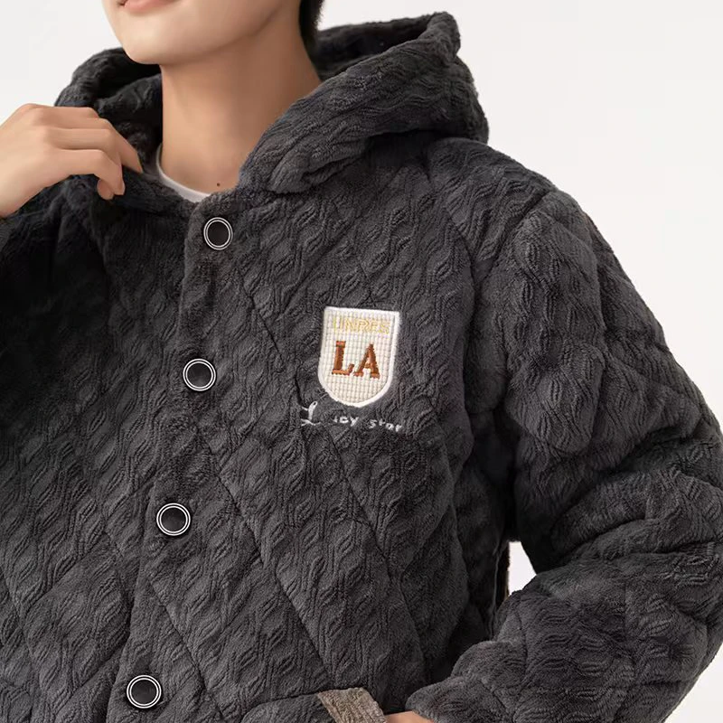 冬季新款三层夹棉加厚男士家居服饰法兰绒时尚套装大码连帽保暖