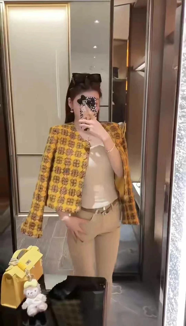 小香风气质短款名媛秋冬 时尚休闲女士