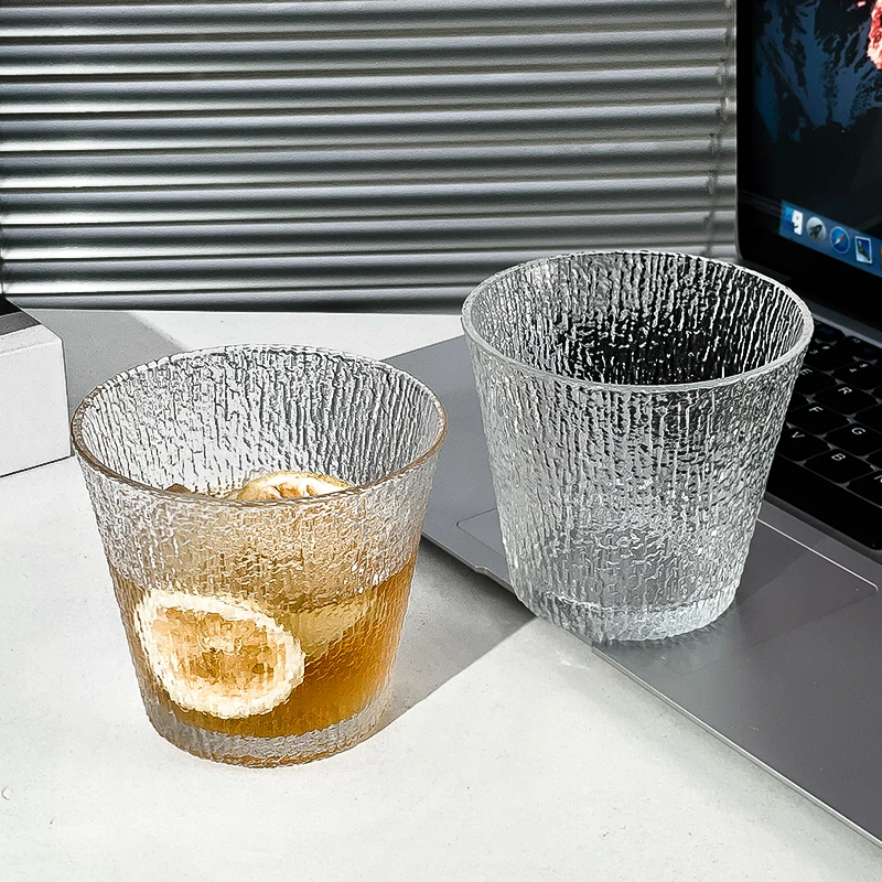 2只冰霜玻璃杯精致手感超好的复古做旧条纹水杯威士忌酒杯高颜值
