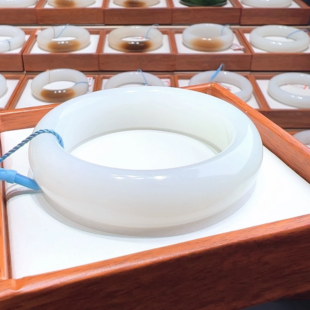 和田玉手镯5354未镶嵌