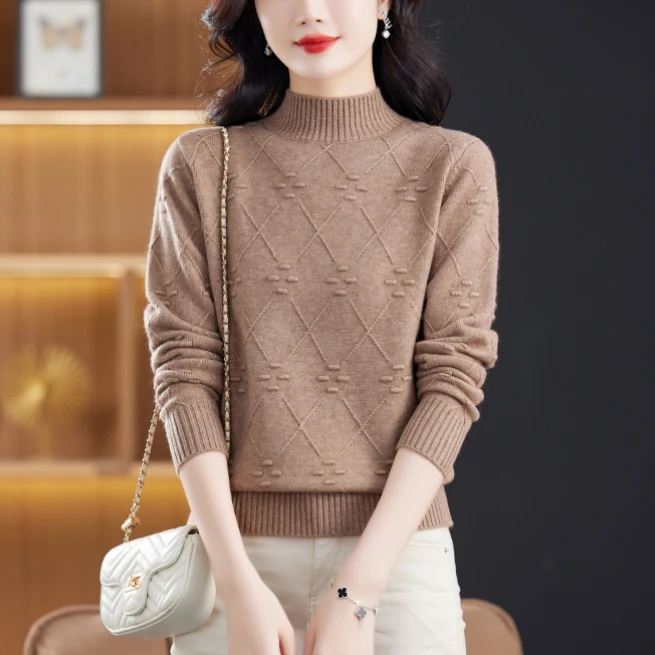 冬季半高领加厚保暖毛衣女新款洋气百搭宽松针织打底时尚套头上衣