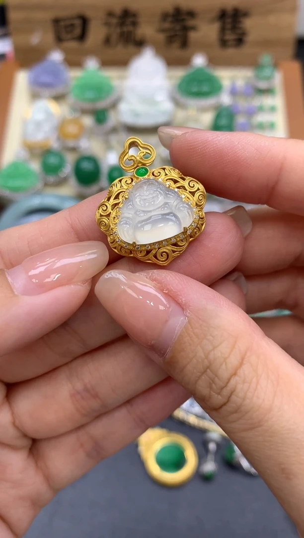 【闪购商品】翡翠颈饰18K金镶嵌365-中国好珍宝