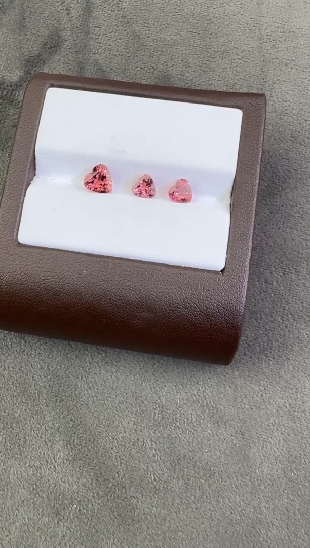 【闪购商品】碧玺珠宝奇石未镶嵌一套