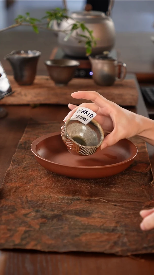 广西钦州坭兴陶纯手工纯柴烧杯紫金彩70毫升