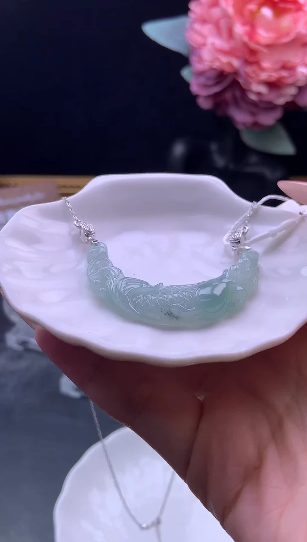 银S925镶嵌定制翡翠玉璜-雕刻