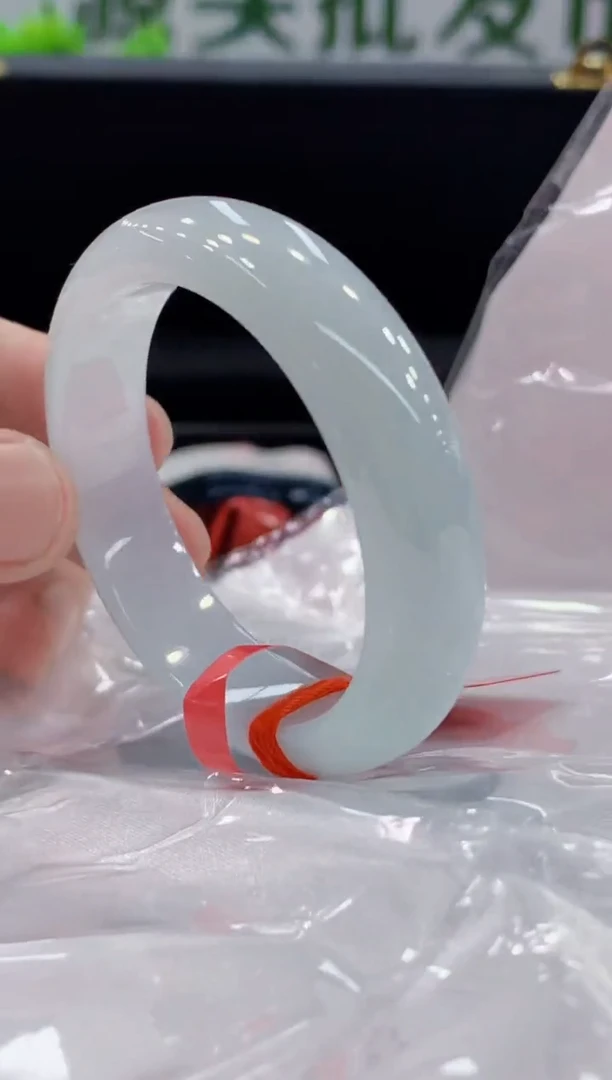 未镶嵌手镯翡翠翡翠手镯