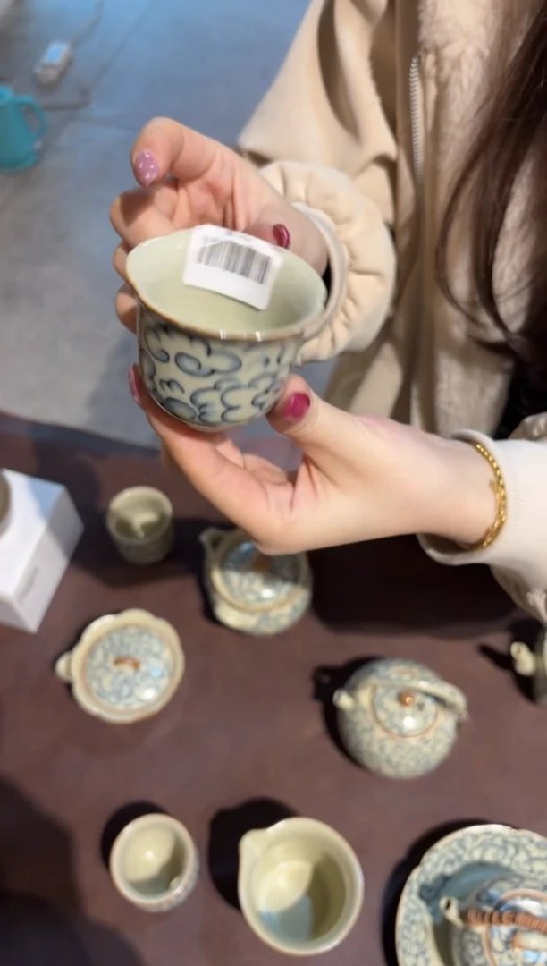 瓷片          @@WF057