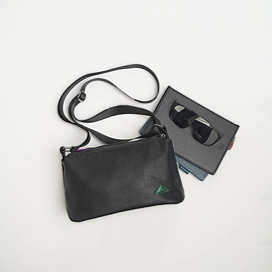 头层牛皮牛油果系列-小方盒双隔层邮差包休闲通勤男士斜挎包