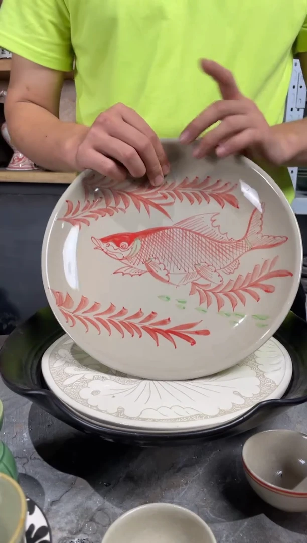 12号盘子微瑕介意勿拍