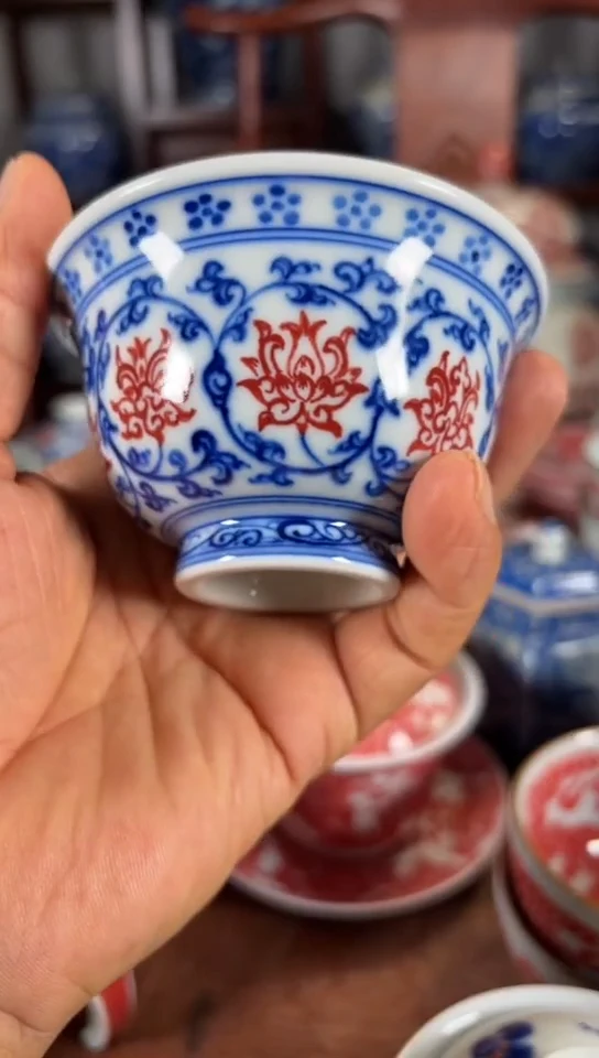 柴窑青花釉里红缠枝莲杯杯