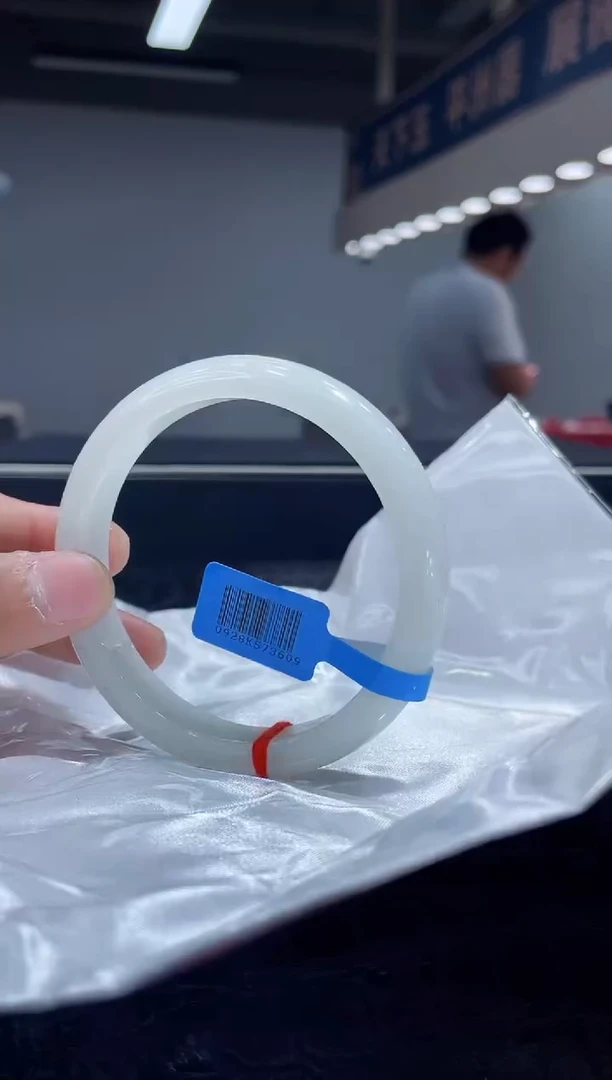 未镶嵌手镯翡翠11