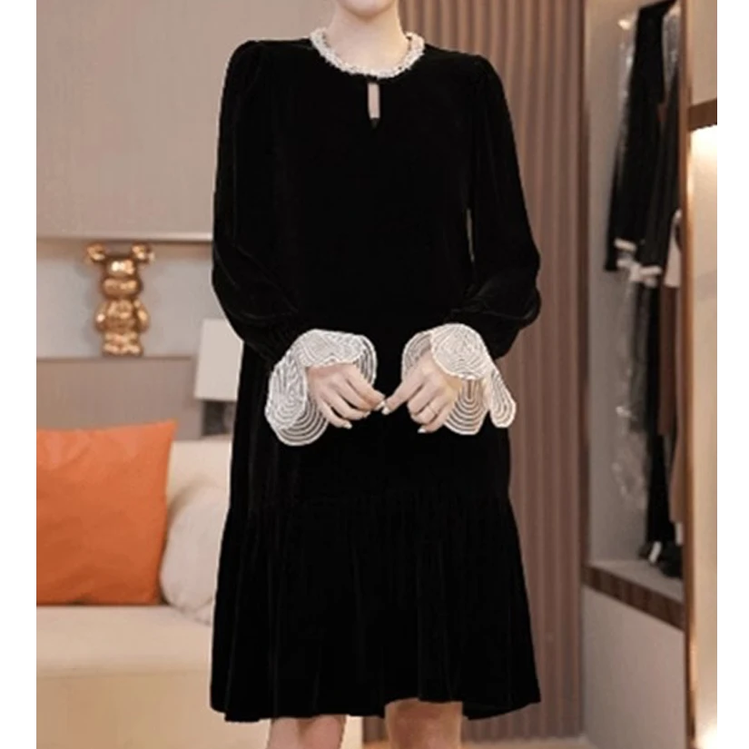 梨形身材高级感轻奢风圆领连衣裙女早秋新款宽松显瘦袖口拼接中裙