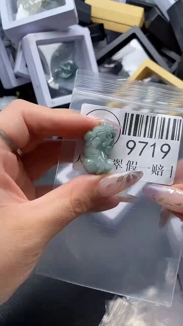 吊坠(不含链)未镶嵌翡翠9719