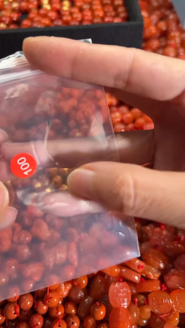 【闪购商品】南红玛瑙颈饰未镶嵌1