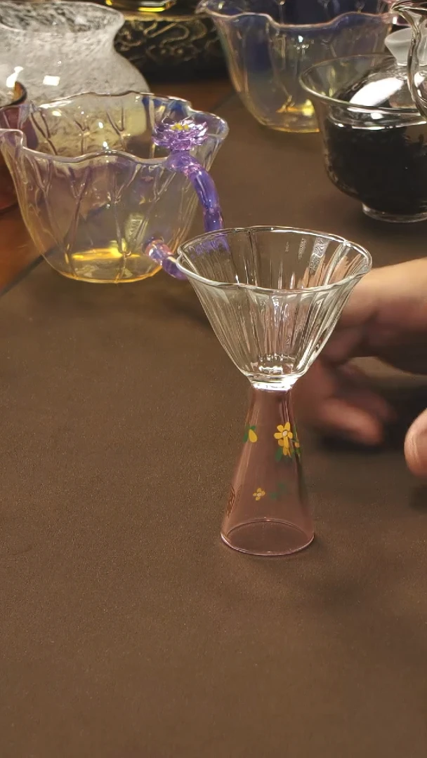 花蕊高足品杯晶焱金标