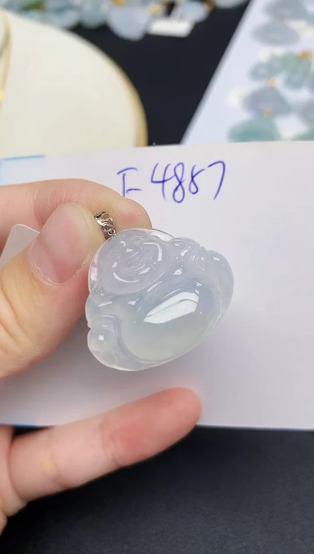 颈饰18K金镶嵌翡翠天然缅甸A货翡翠百元以上9元证书费自理