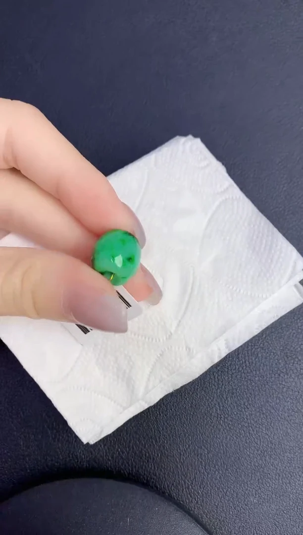 颈饰未镶嵌翡翠缅甸天然翡翠A货