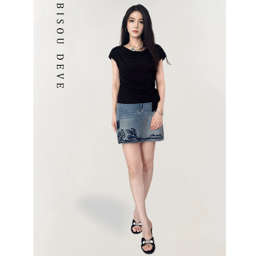 【总部专属上新】优雅青蔓牛仔半裙KA07148750