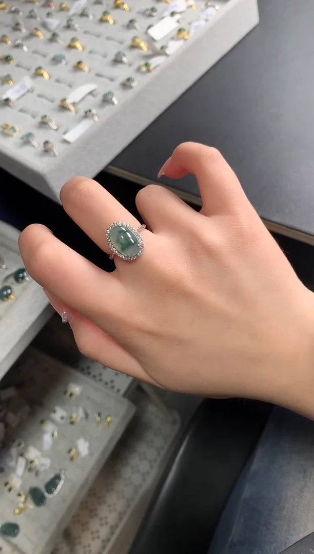 【闪购商品】翡翠戒指银S925镶嵌5124124