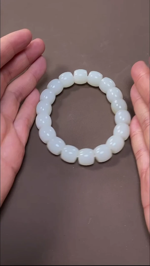 未镶嵌手链和田玉和田玉手串