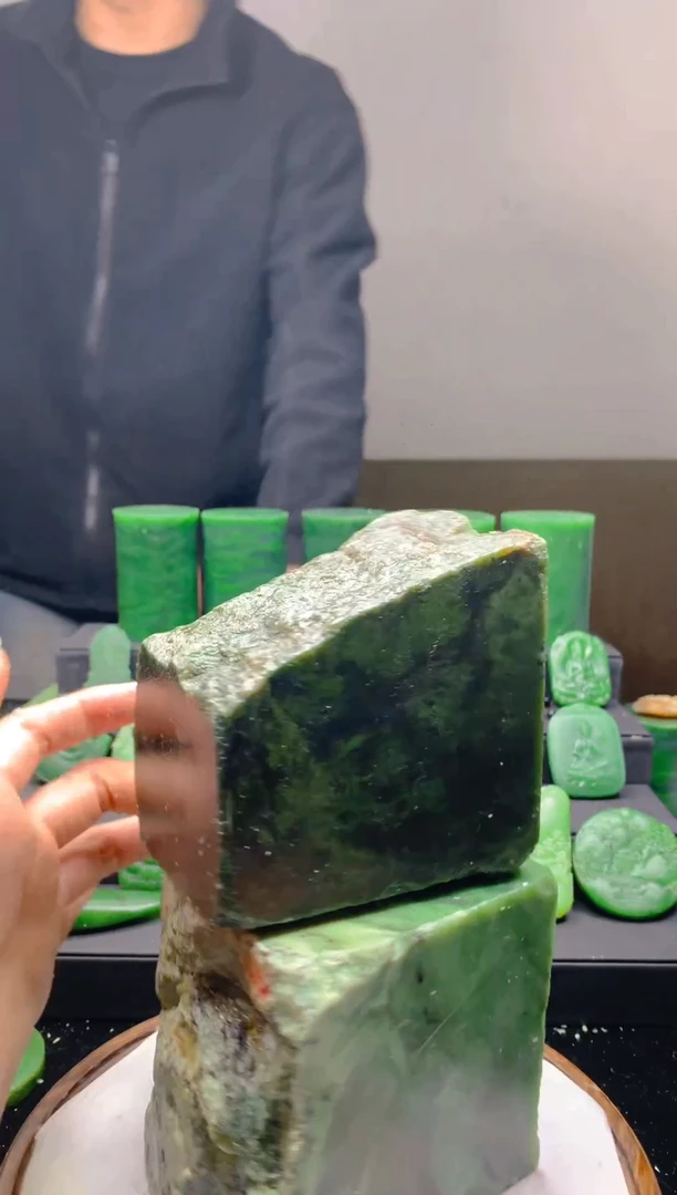 未镶嵌和田玉珠宝半成品1