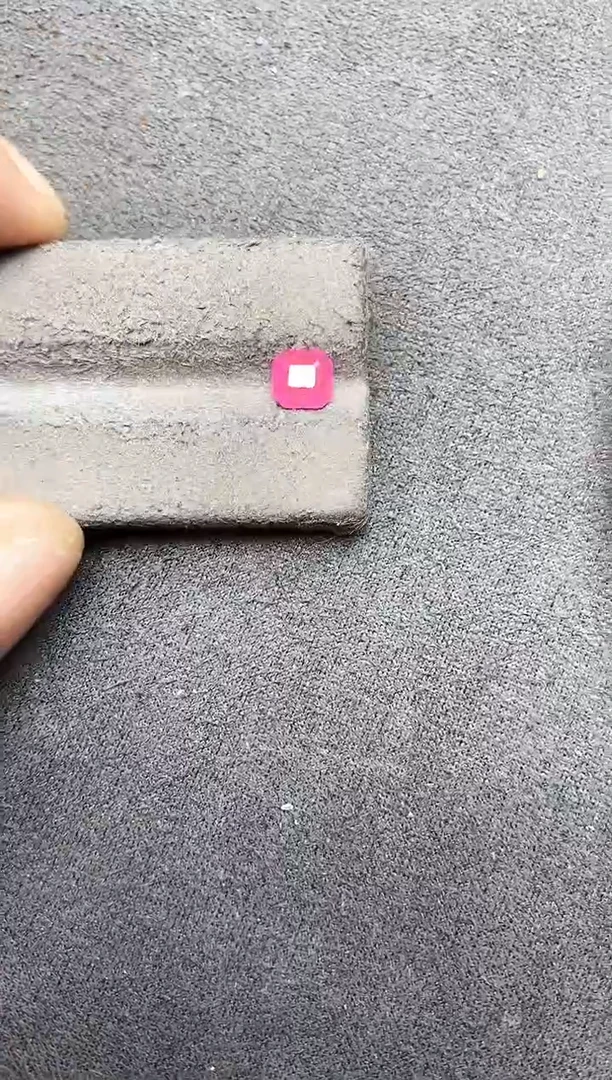 裸石尖晶石马亨盖1.22ct