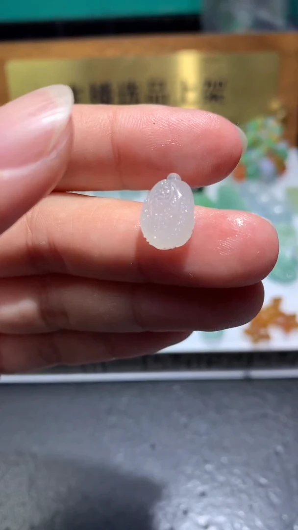 未镶嵌定制翡翠毛货12.4-9.1-5.9