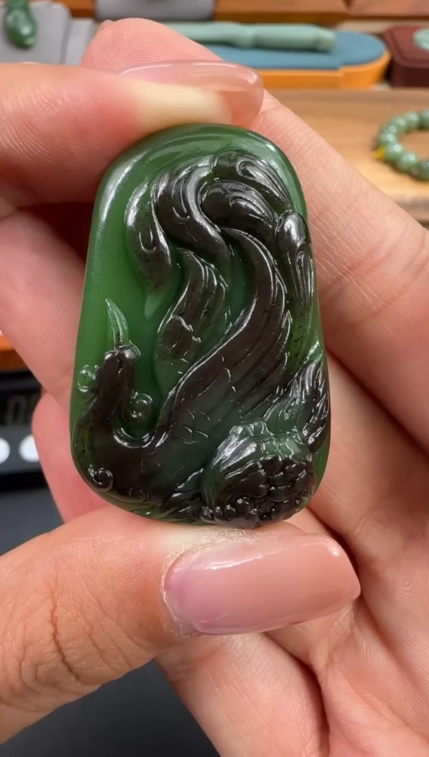 颈饰未镶嵌和田玉1