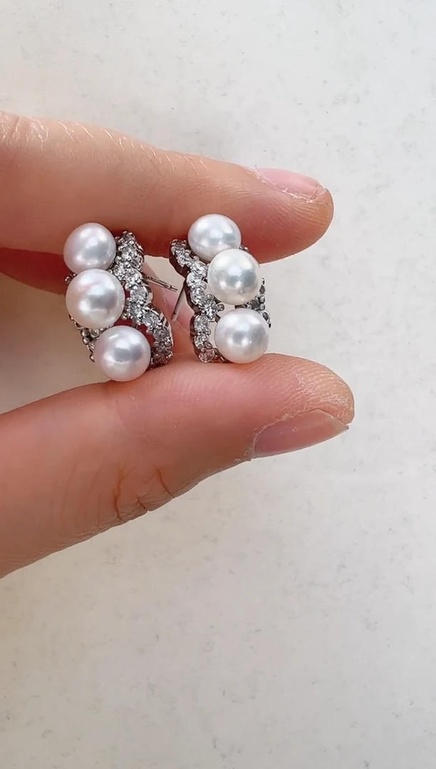 【闪购商品】淡水珍珠耳饰合金银色三珠