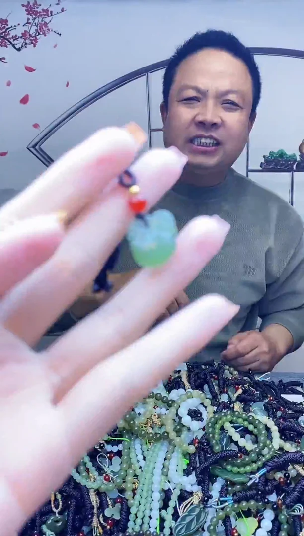 颈饰未镶嵌和田玉多样性发拍一发一