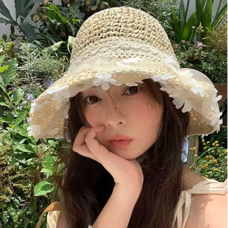花朵蕾丝草帽女夏季海边度假沙滩透气镂空遮阳防晒帽草编太阳帽子