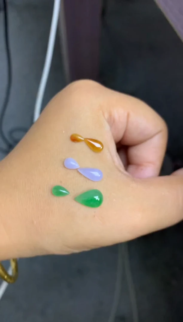 未镶嵌定制翡翠毛货