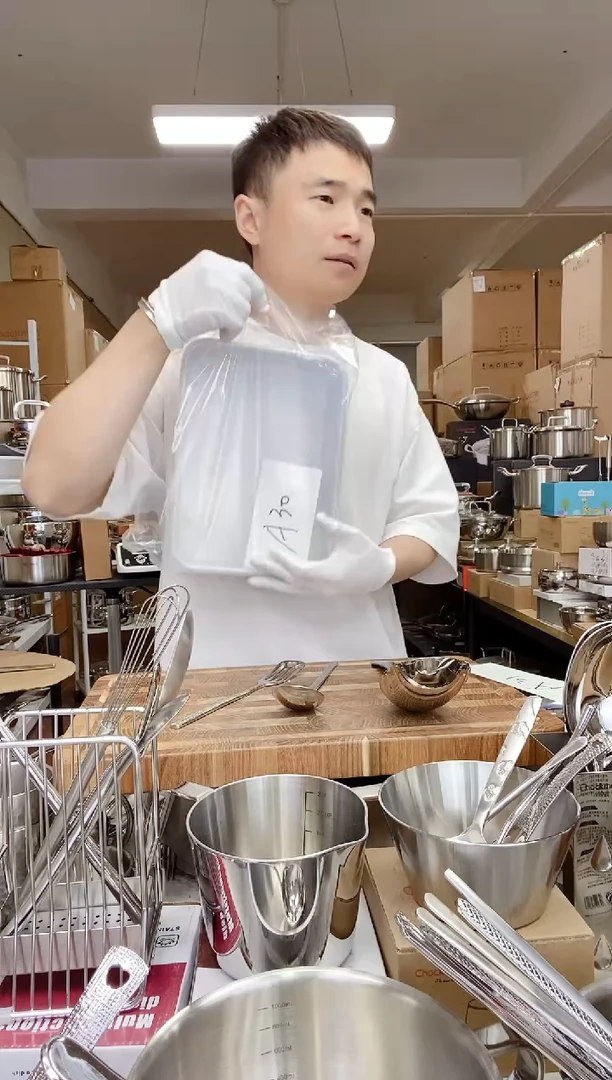 A30 微瑕饺子保鲜盒